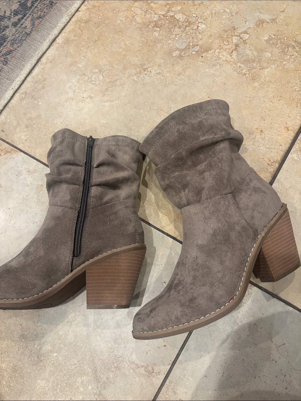 Euro Style  Women's Taupe Suede Mid-Calf Slouch Boot with Side Zip size 7..5 - Picture 14 of 14
